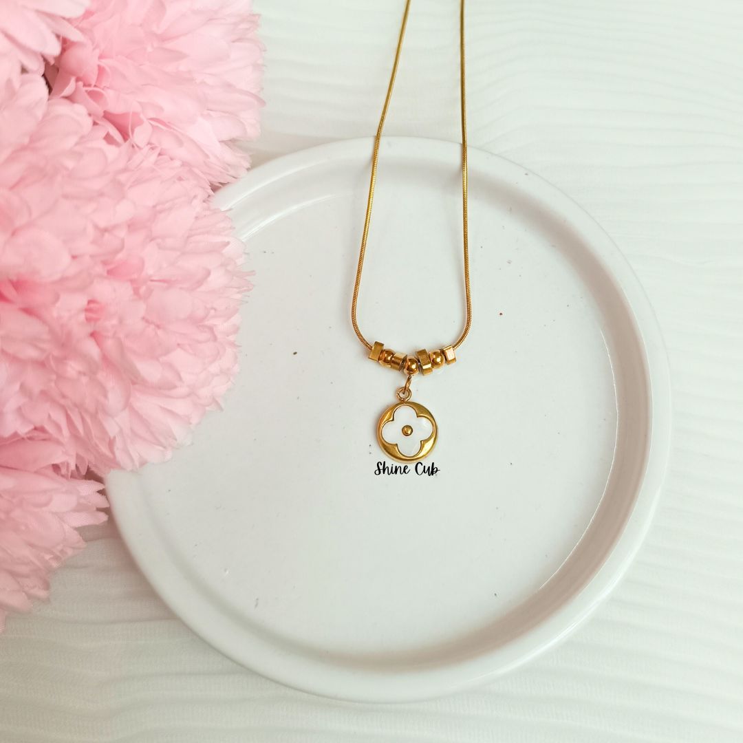 Clover Wish Necklace