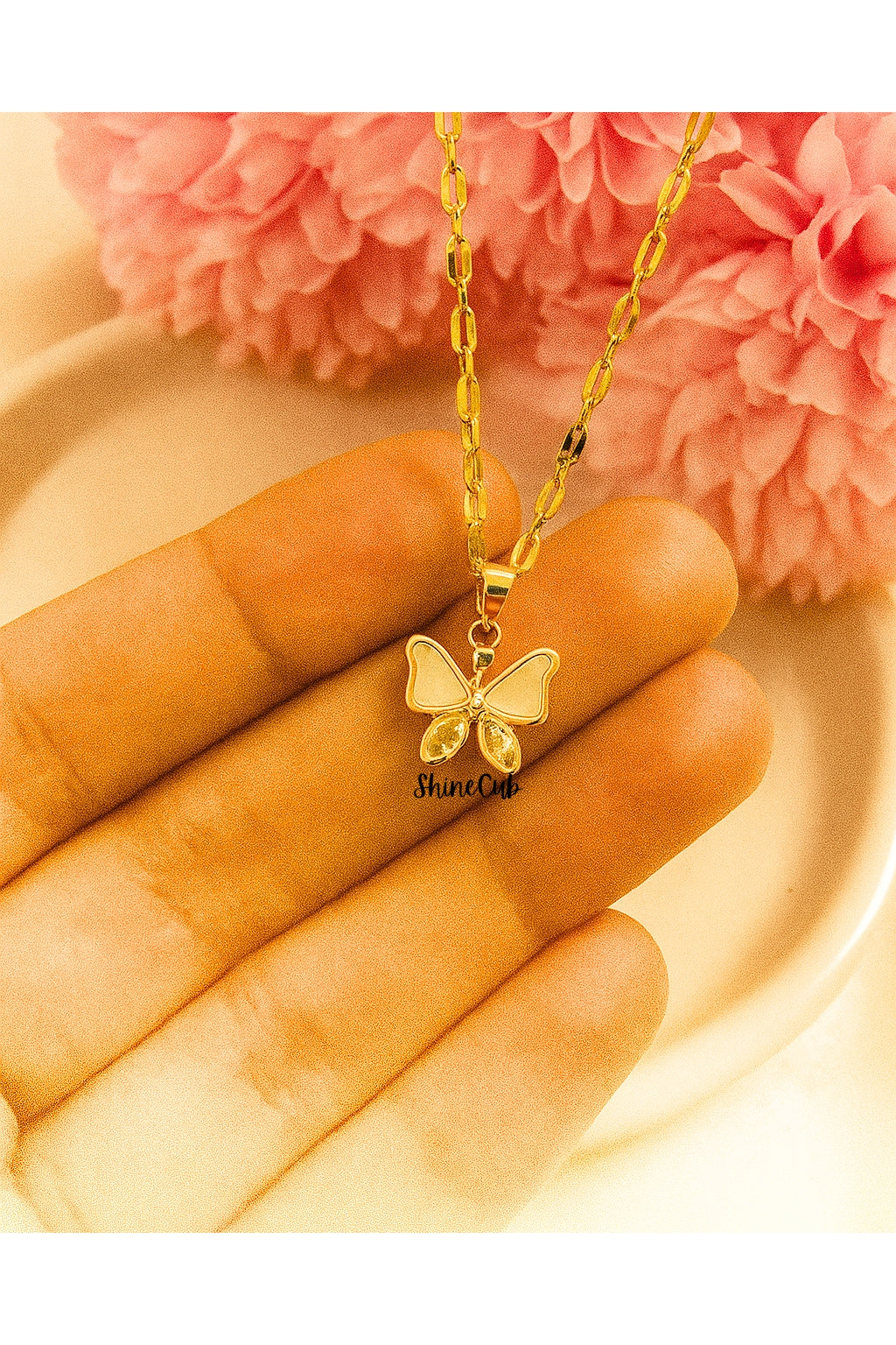 Dream Flutter Necklace