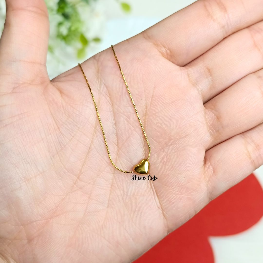 Tiny Heart Necklace
