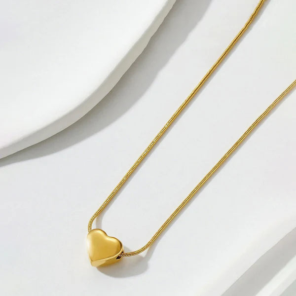 Tiny Heart Necklace - Type 2