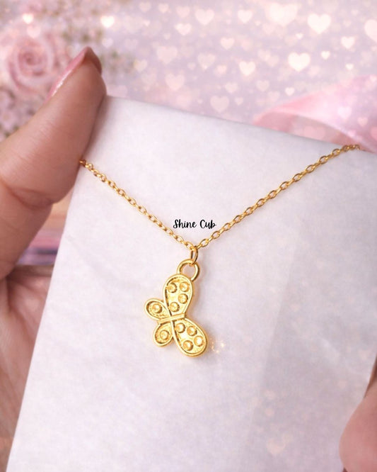 Tilt Butterfly Necklace