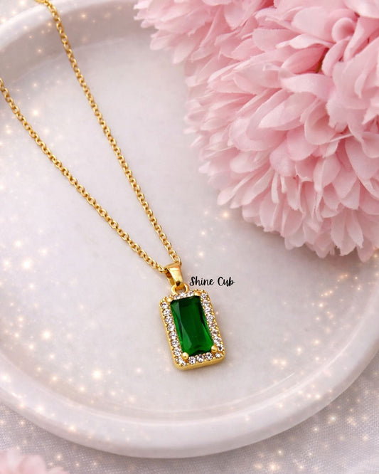 Greenstone Lumiere Necklace